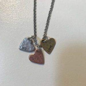 JK by Thirty One Gifts 3 heart necklace